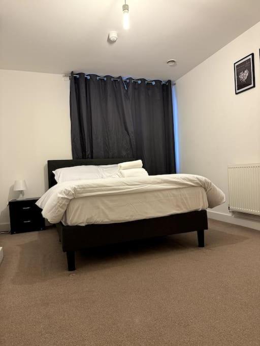 Two Bedrooms Flat In Stratford Londen Buitenkant foto